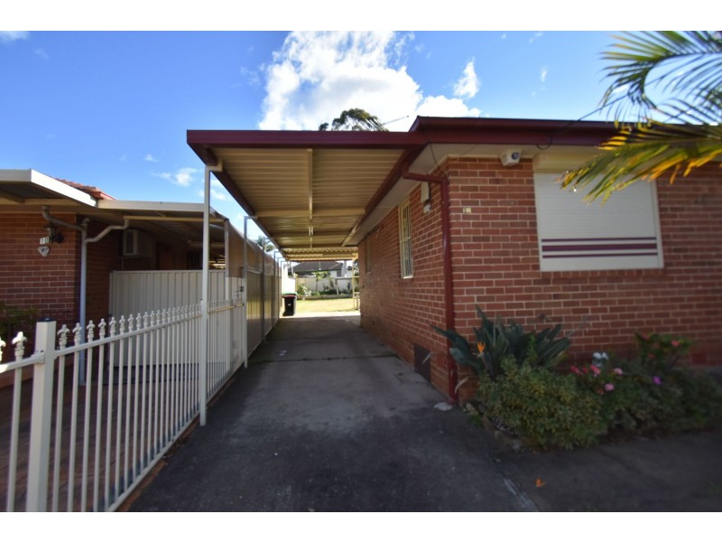 12 Bobin Road, Sadleir NSW 2168