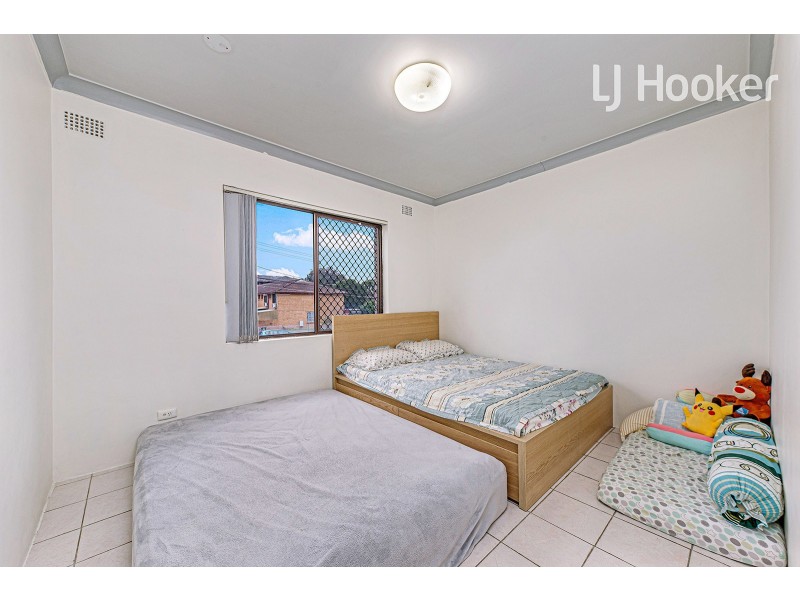 1/12 Pevensey Street, Canley Vale NSW 2166