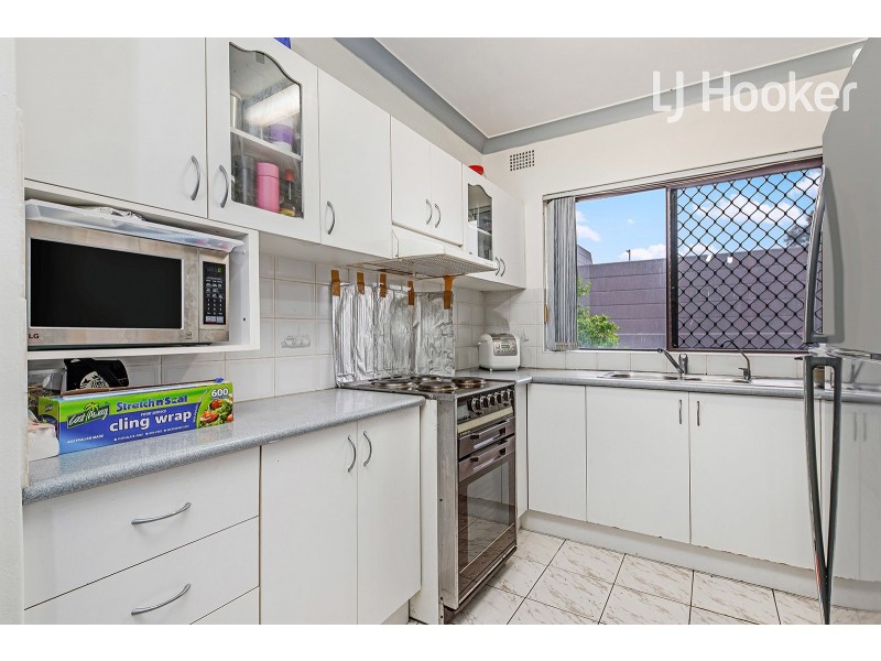 1/12 Pevensey Street, Canley Vale NSW 2166