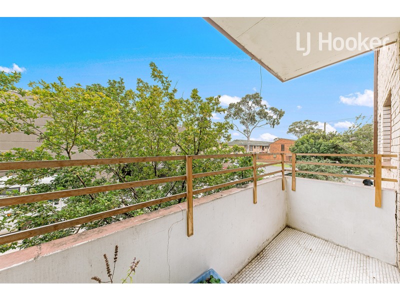 1/12 Pevensey Street, Canley Vale NSW 2166
