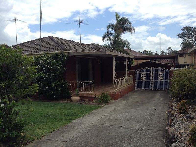 8 SYCAMORE ROAD, Casula NSW 2170