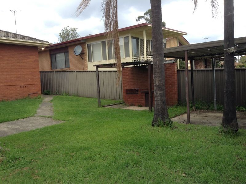 8 SYCAMORE ROAD, Casula NSW 2170