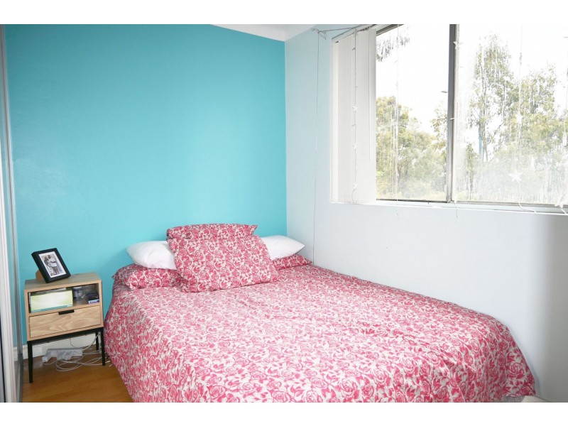 4/19 Hart Street, Warwick Farm NSW 2170