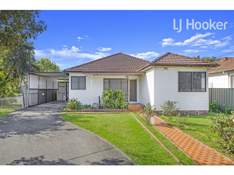 32 Munro Street, Sefton NSW 2162