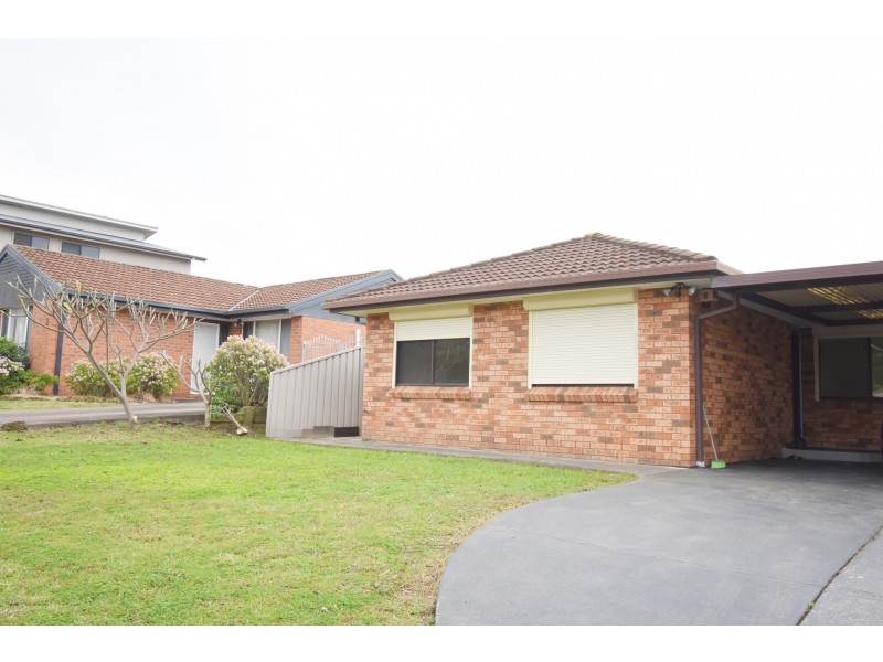 7 Swan Circuit, Green Valley NSW 2168
