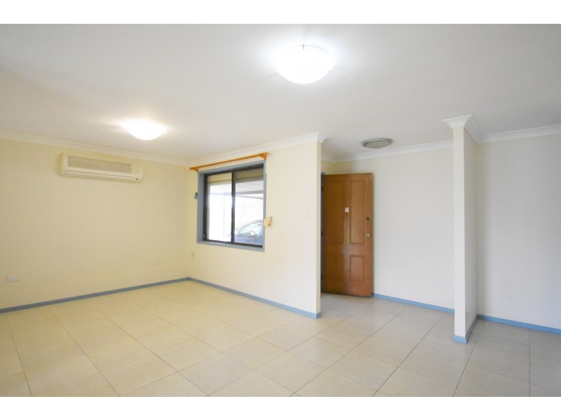 7 Swan Circuit, Green Valley NSW 2168