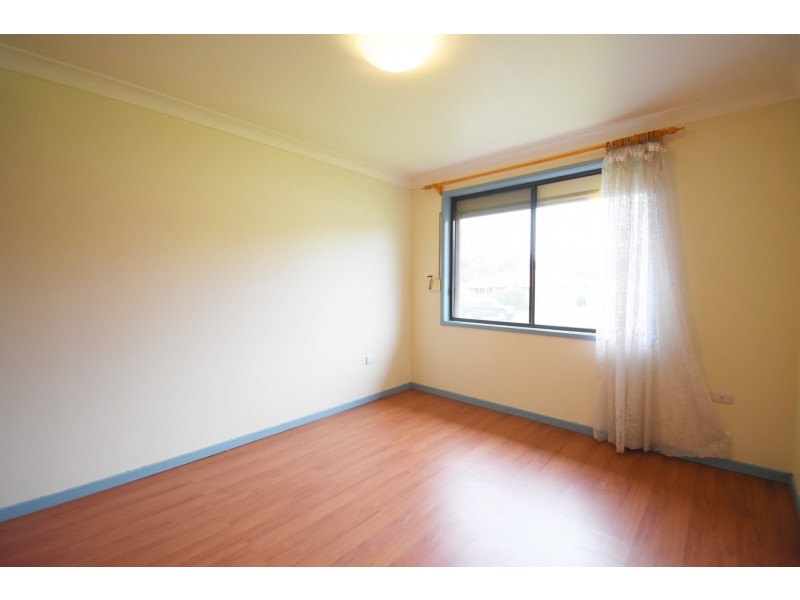 7 Swan Circuit, Green Valley NSW 2168