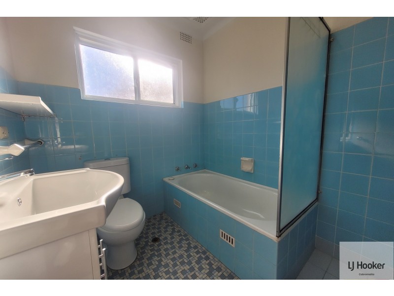 2/58 Woodburn Road, Berala NSW 2141