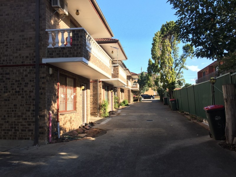 6/13 Gilbert Street, Cabramatta NSW 2166