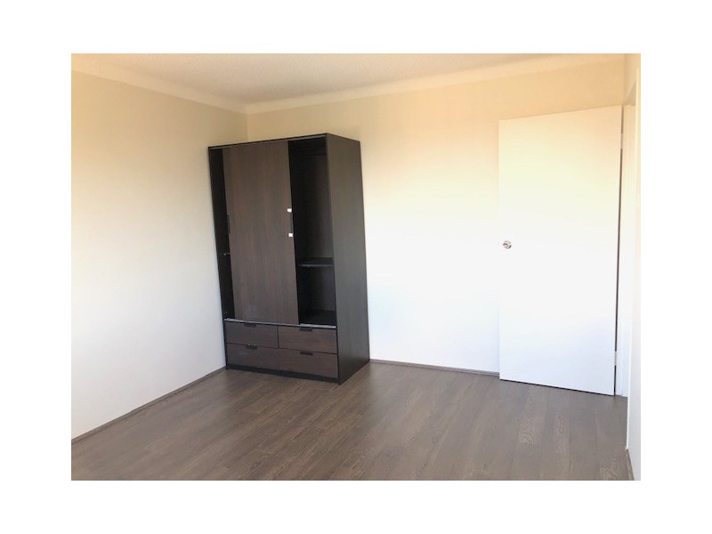 8/3 Forbes Street, Warwick Farm NSW 2170