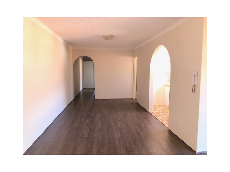 8/3 Forbes Street, Warwick Farm NSW 2170