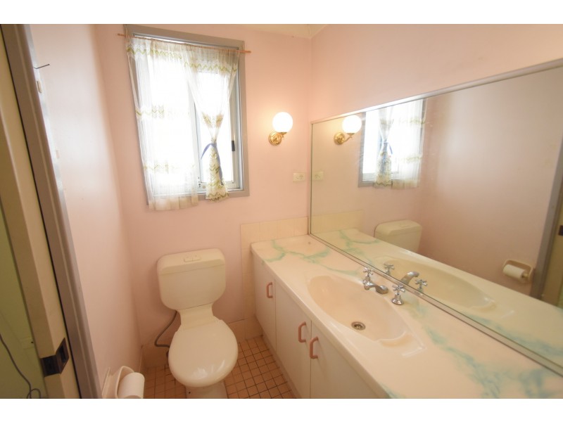 6 Olive Street, Fairfield NSW 2165