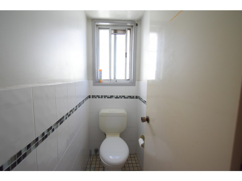 6 Olive Street, Fairfield NSW 2165