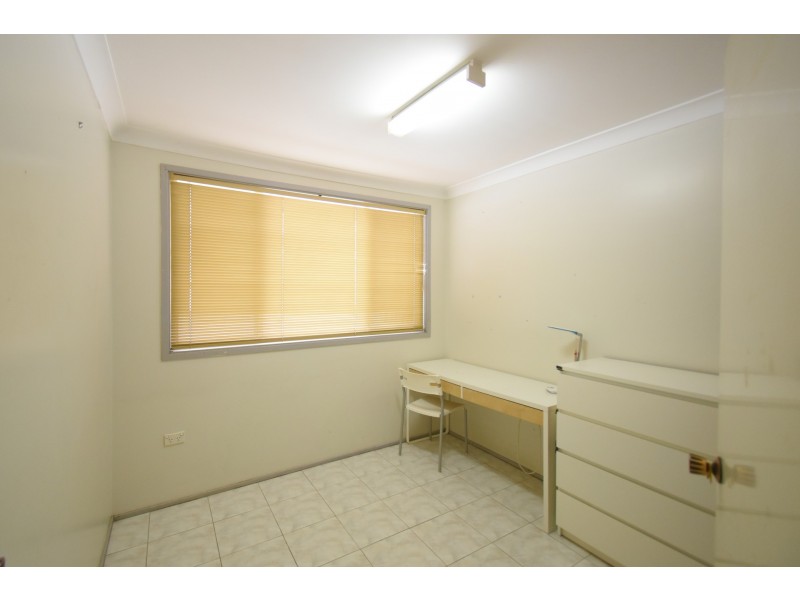 6 Olive Street, Fairfield NSW 2165