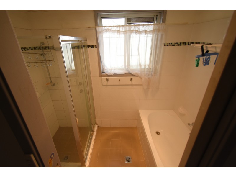 6 Olive Street, Fairfield NSW 2165