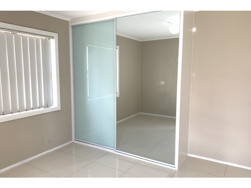 127 Hill Road, Lurnea NSW 2170