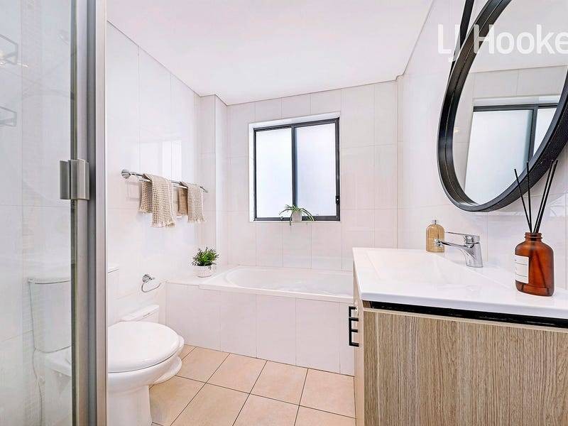 16/5 Northumberland Street, Liverpool NSW 2170