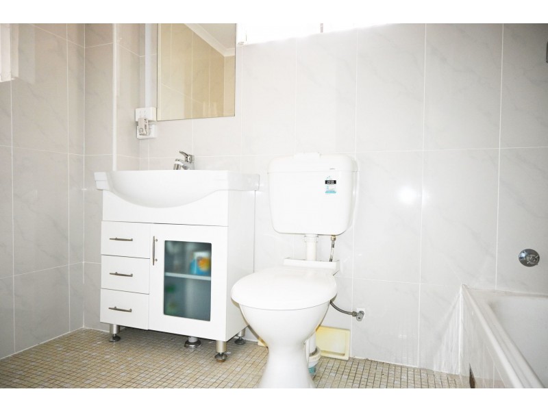 3/99a Longfield Street, Cabramatta NSW 2166