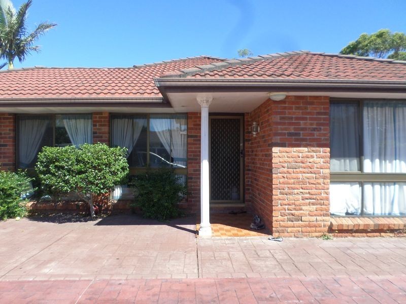 Greenfield Park NSW 2176