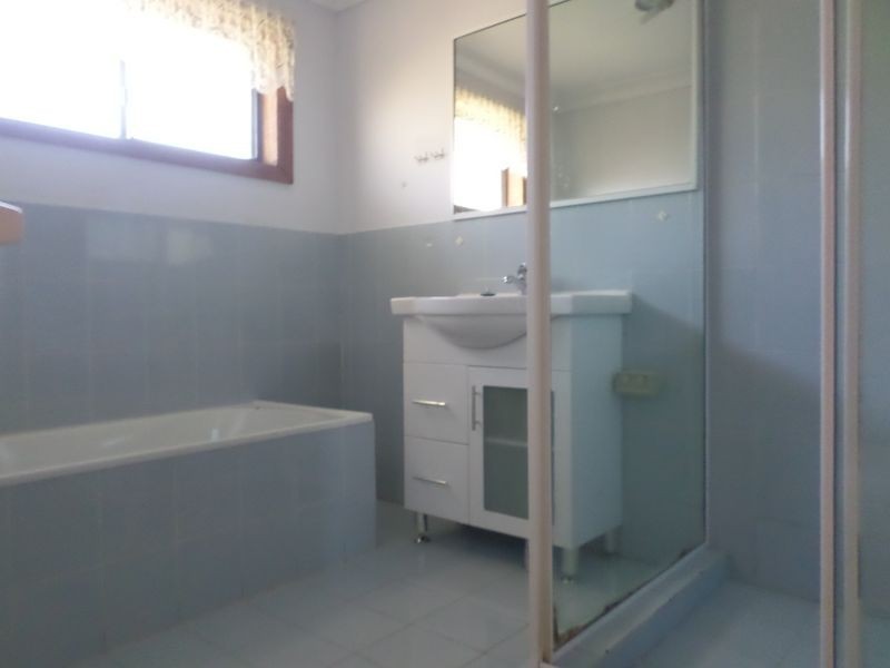 Greenfield Park NSW 2176