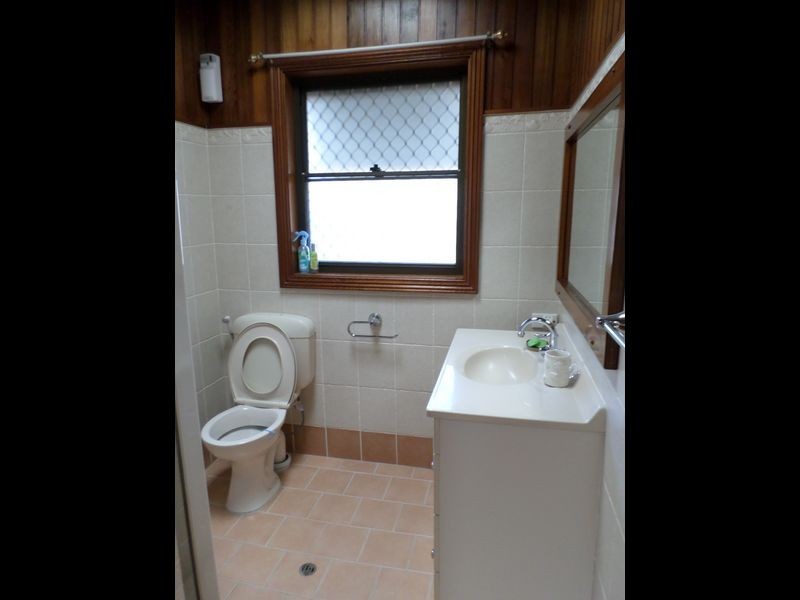 7 Robbins Street, Fairfield West NSW 2165