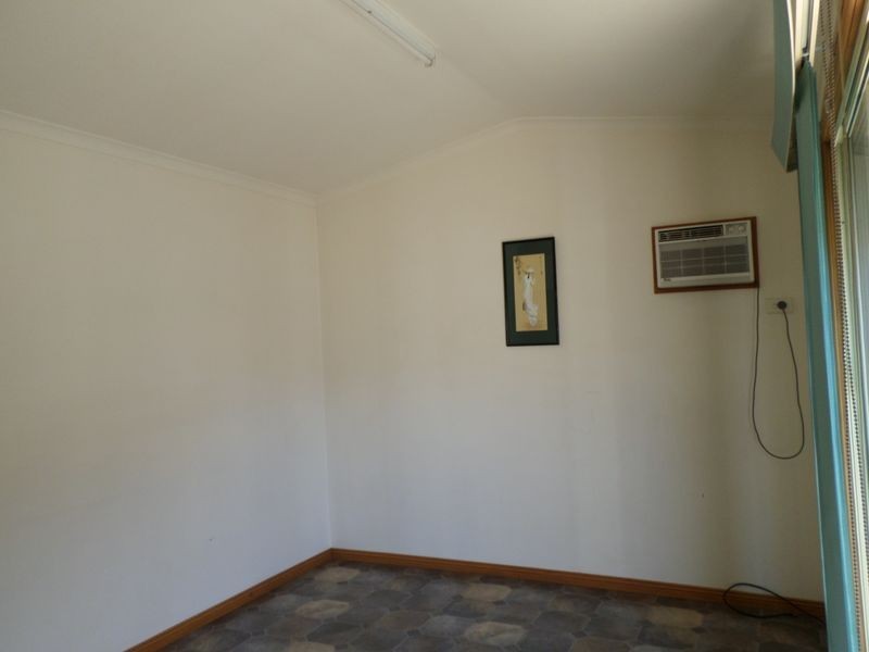 7 Robbins Street, Fairfield West NSW 2165