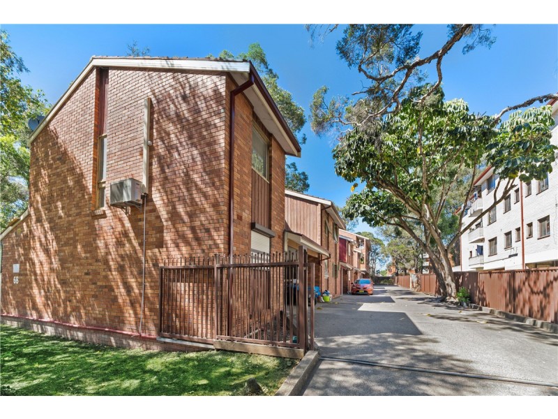 6/68 Hughes Street, Cabramatta NSW 2166