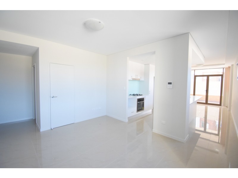 99-107 The Crescent, Fairfield NSW 2165