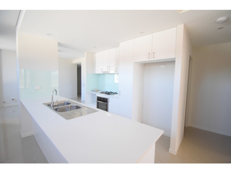 99-107 The Crescent, Fairfield NSW 2165