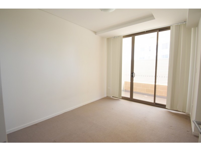 99-107 The Crescent, Fairfield NSW 2165