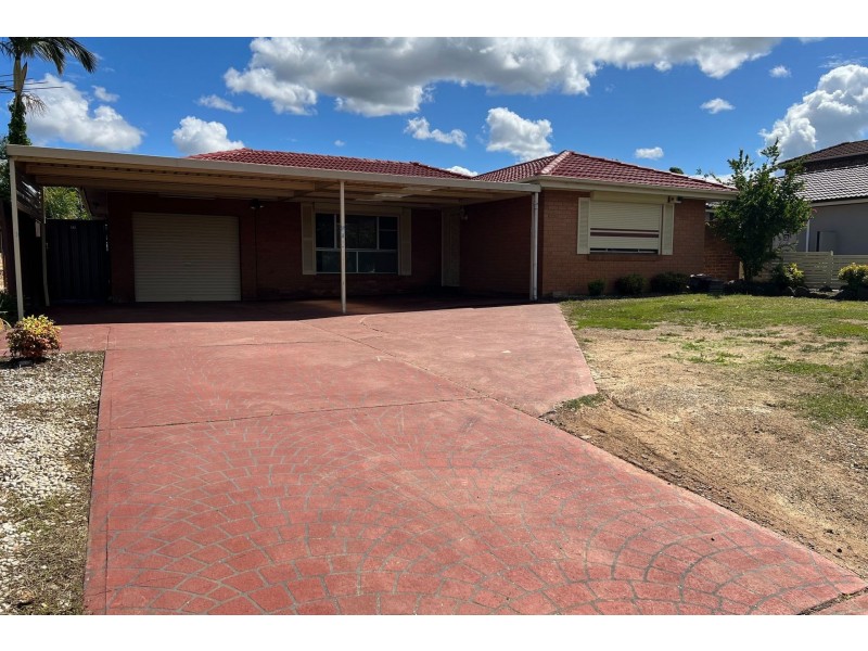 8 Mistral Street, Greenfield Park NSW 2176