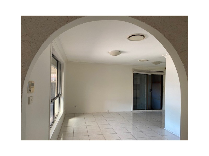 8 Mistral Street, Greenfield Park NSW 2176