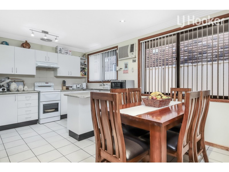 7 Footscray Street, St Johns Park NSW 2176