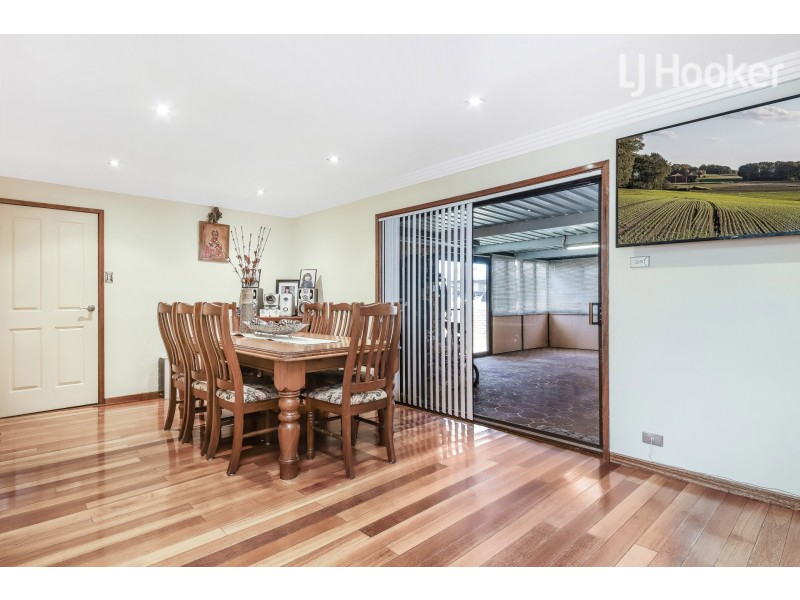 7 Footscray Street, St Johns Park NSW 2176