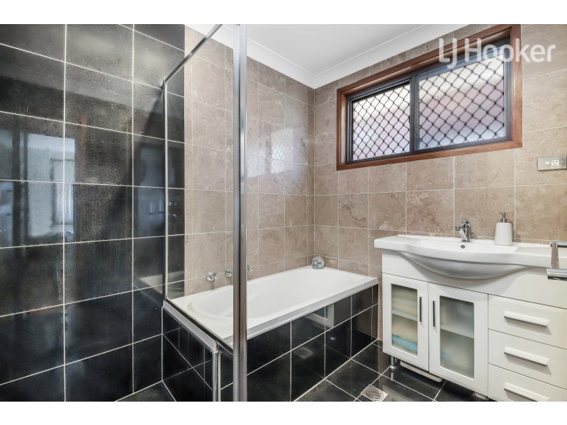 7 Footscray Street, St Johns Park NSW 2176