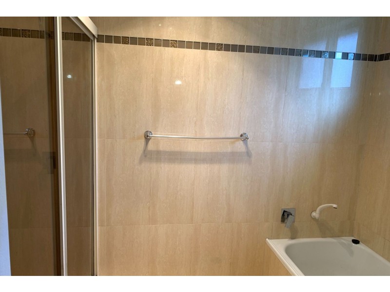 8 Derby Crescent, Chipping Norton NSW 2170