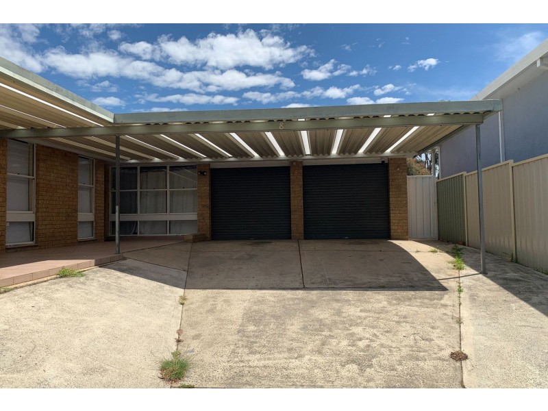 8 Derby Crescent, Chipping Norton NSW 2170