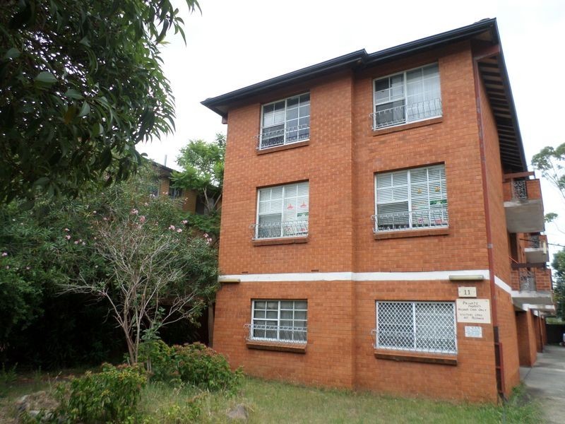 6/11 MCBURNEY ROAD, Cabramatta NSW 2166