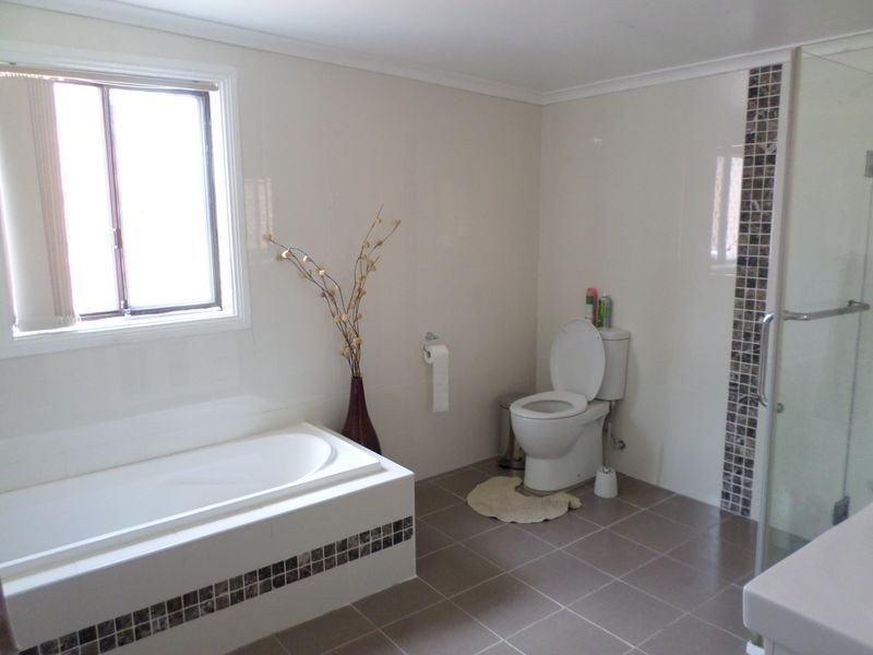 63 Madeline Street, Fairfield West NSW 2165