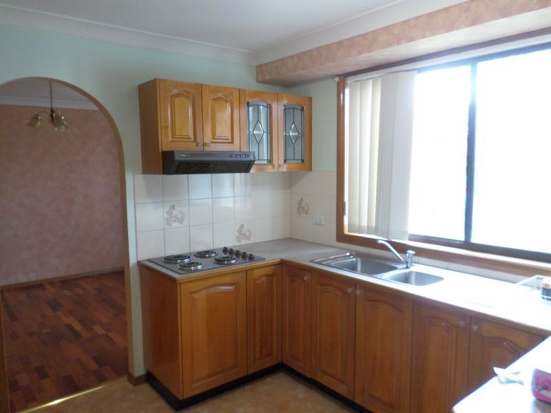 1 Zircon Place, Bossley Park NSW 2176