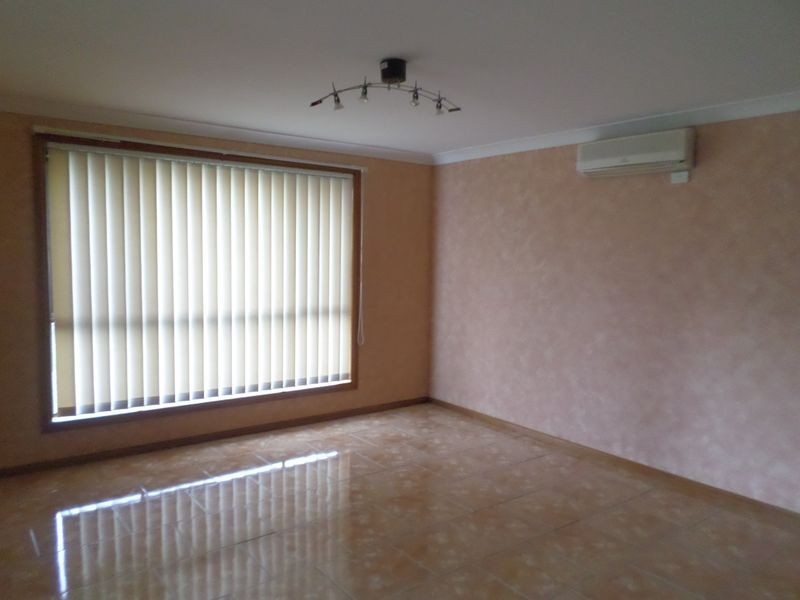 1 Zircon Place, Bossley Park NSW 2176