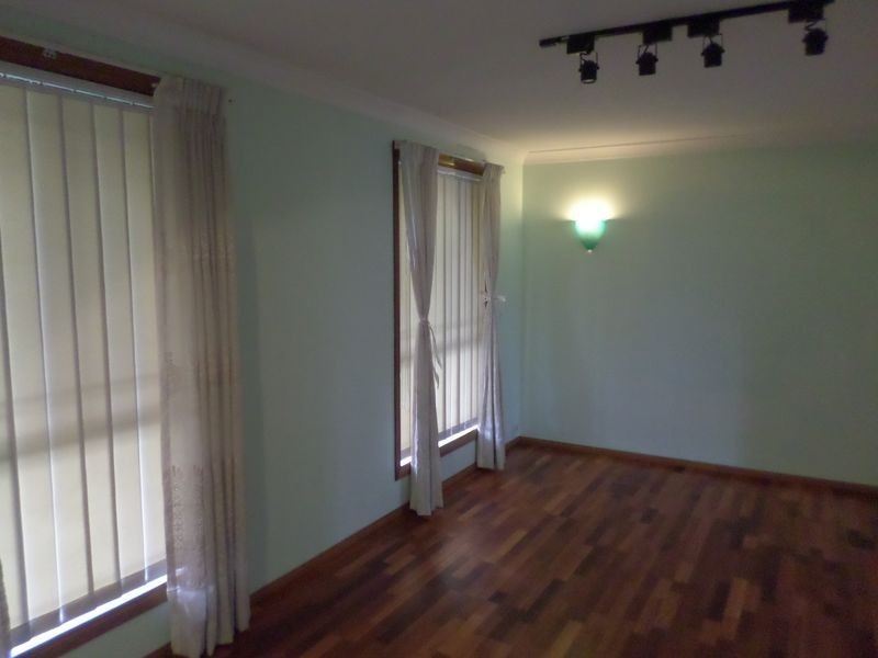 1 Zircon Place, Bossley Park NSW 2176