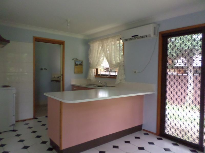 25 Sweetheaven Road, Greenfield Park NSW 2176