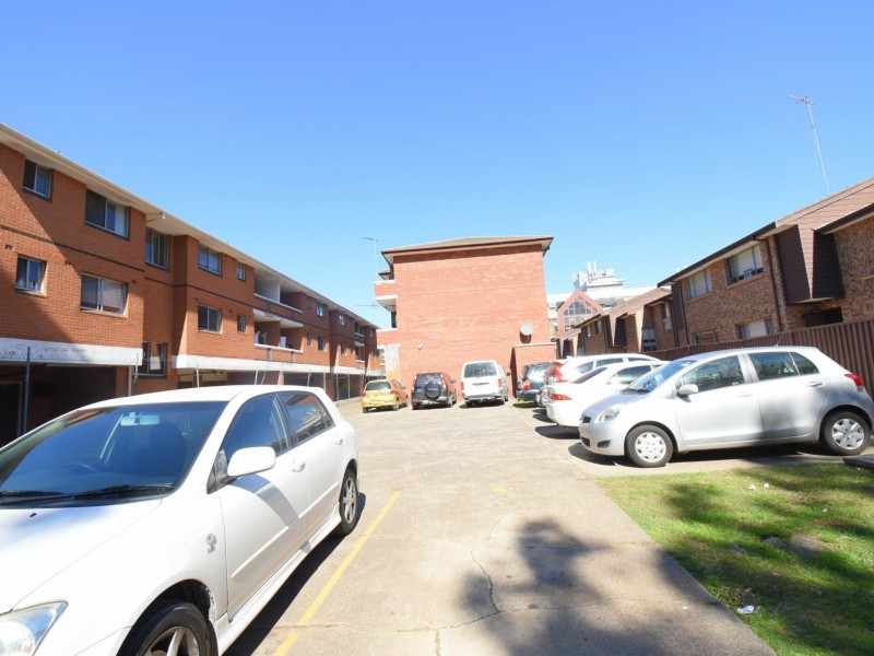 8/21 Hughes Street, Cabramatta NSW 2166