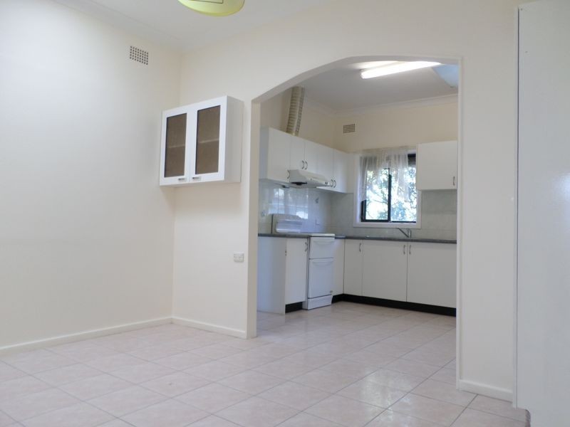 Fairfield West NSW 2165