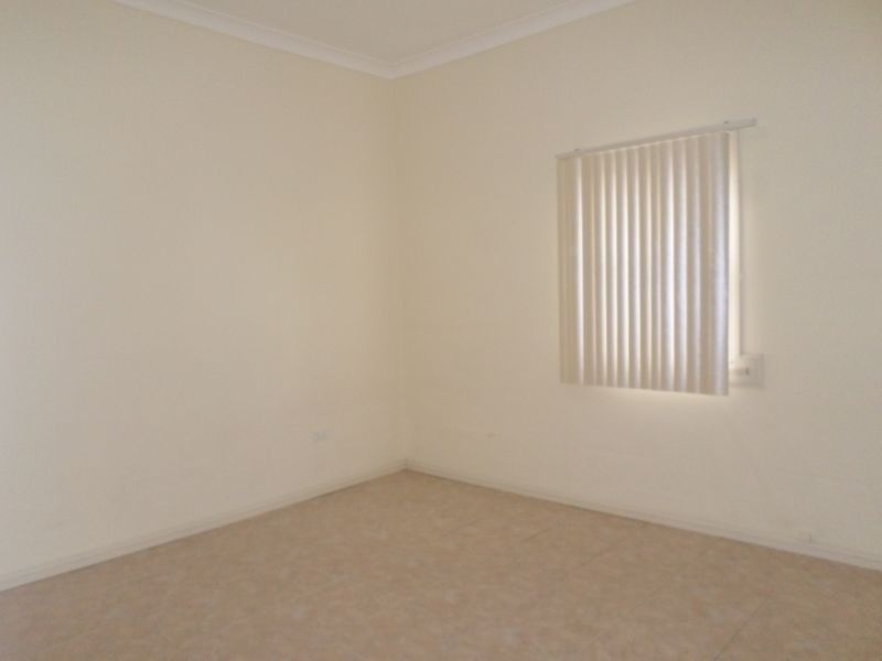 Fairfield East NSW 2165