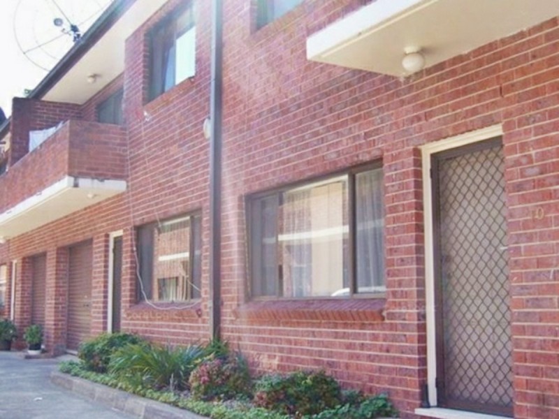 10/24 Railway Parade, Fairfield NSW 2165