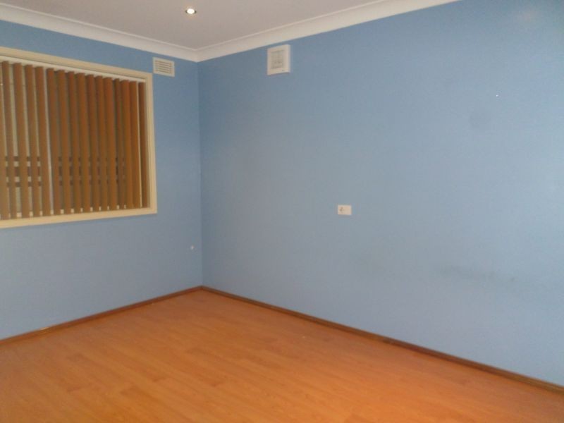 Fairfield West NSW 2165