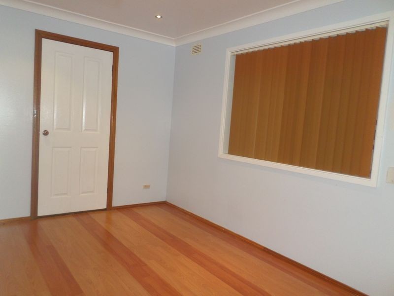 Fairfield West NSW 2165