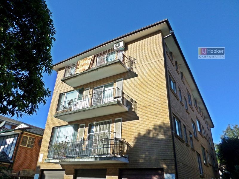 5/32 MCBURNEY ROAD, Cabramatta NSW 2166